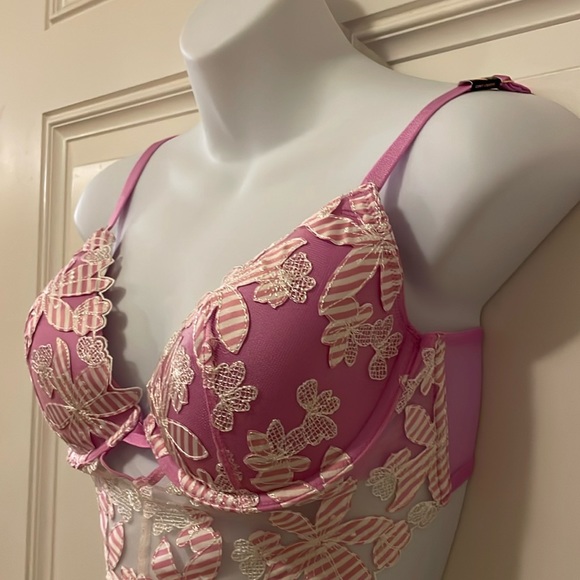 Victoria's Secret Luxe Lingerie Demi Mesh Bra - Picture 2 of 15